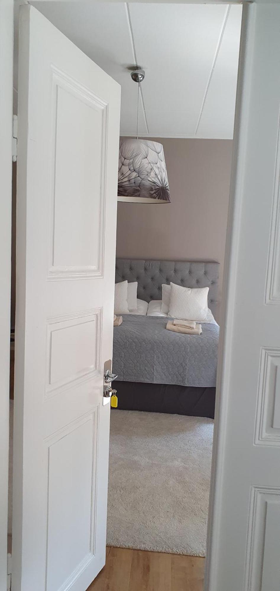 Centrum Laegenhet Skövde Habitación foto